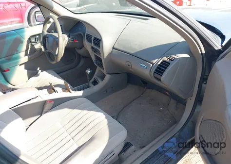 1996 Buick Regal Custom z USA, uszkodzony, nr VIN 2G4WB52K2T1428012